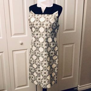 Adrianna Papell *14 White/Black